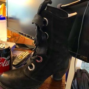 Fluevog Gladstones